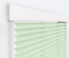 Жалюзи Изотра 25 мм на пластиковые окна - цвет 532